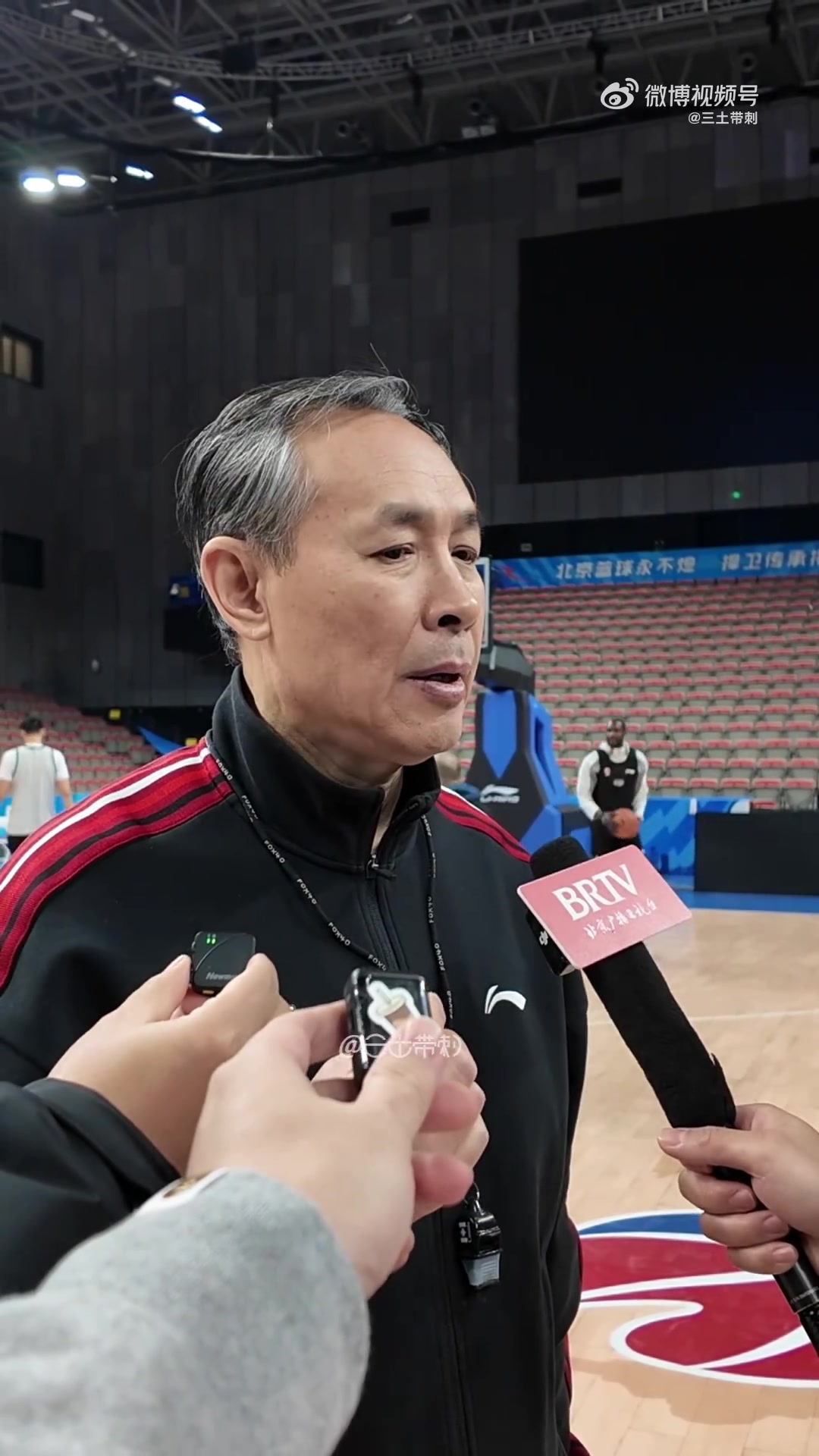 V站体育新闻-许利民：周琦昨晚去检查眼睛&amp;周一才有结果 今晚肯定不打